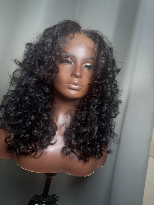Diana (Raw Indian Curly, HD Lace Closure, S)